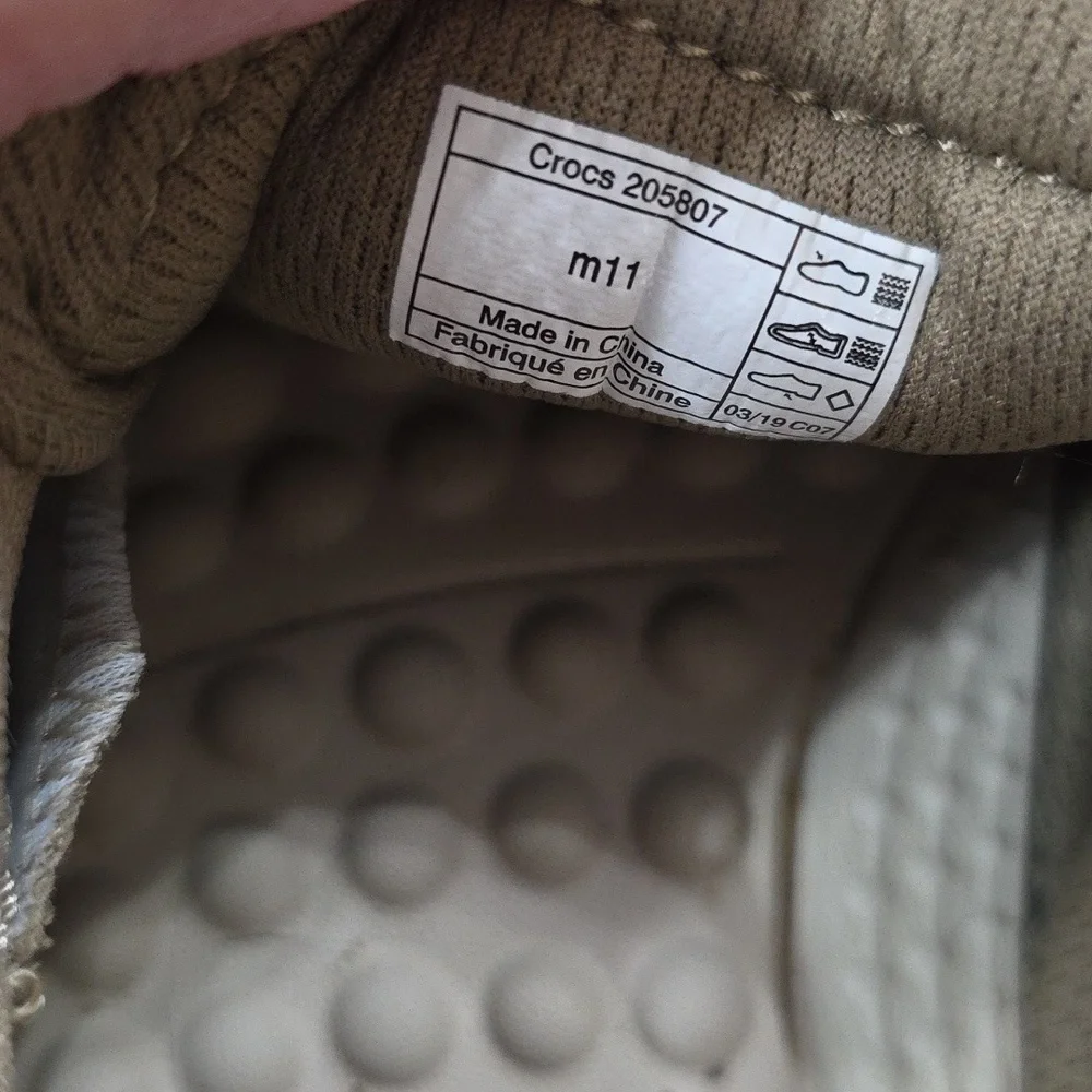 Reviva by Crocs Men's Slip-On Loafers Tan Stretch Comfort Casual Sz 11 EUC - Picture 3 of 12